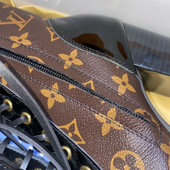 Booties - Picture 3 of 9